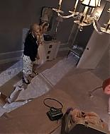 Filename=SQ_1x01_231.jpg
Filesize=127KiB
Dimensions=1916x1076
Date added=Oct 05, 2015 SQ_1x01_231.jpg