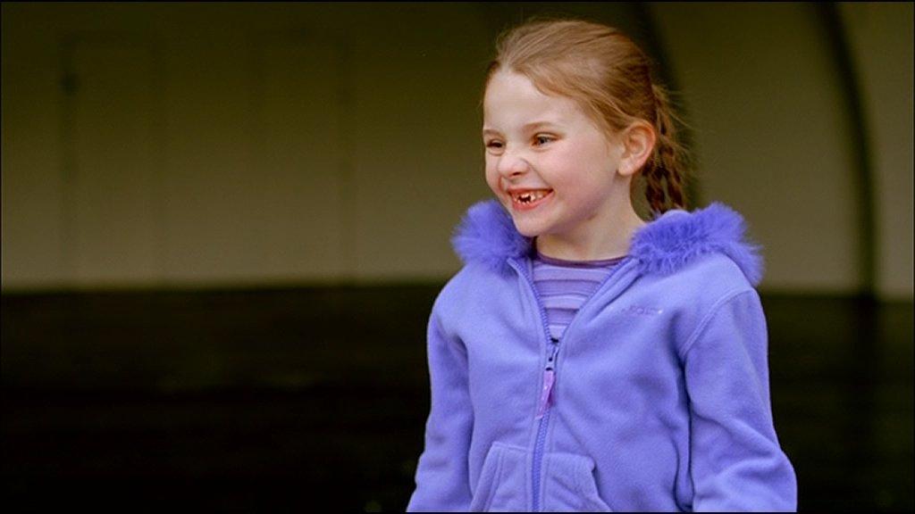 AbigailBreslin-Chestnut-180.jpg AbigailBreslin-Chestnut-180.jpg