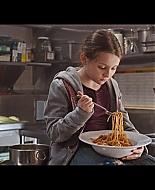 Filename=AbigailBreslin-NoReservations-134.jpg
Filesize=48KiB
Dimensions=1024x576
Date added=Mar 17, 2008 AbigailBreslin-NoReservations-134.jpg