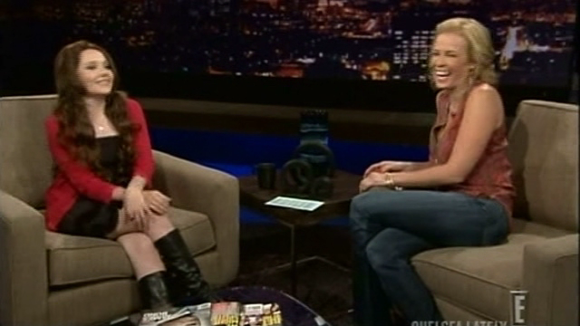 AbigailChelseaLately00054.png