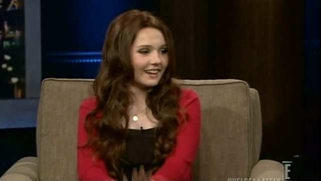 AbigailChelseaLately00129.png