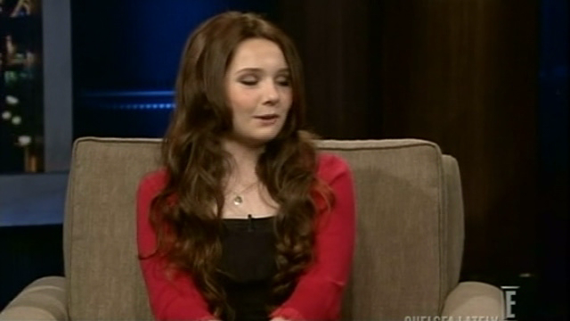 AbigailChelseaLately00136.png