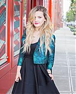 Abigail_Breslin_StyleCaster_2014_07.jpg