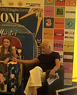 Filename=GioffiniFestival-PressC-00147.png
Filesize=255KiB
Dimensions=480x270
Date added=Jan 08, 2010 GioffiniFestival-PressC-00147.png