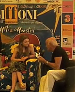 Filename=GioffiniFestival-PressC-00158.png
Filesize=261KiB
Dimensions=480x270
Date added=Jan 08, 2010 GioffiniFestival-PressC-00158.png