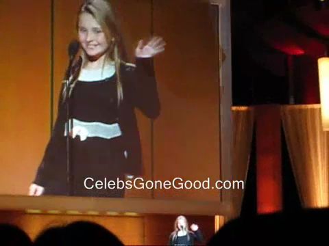 GlamourGirlYear2007l-Speech-00037.png GlamourGirlYear2007l-Speech-00037.png