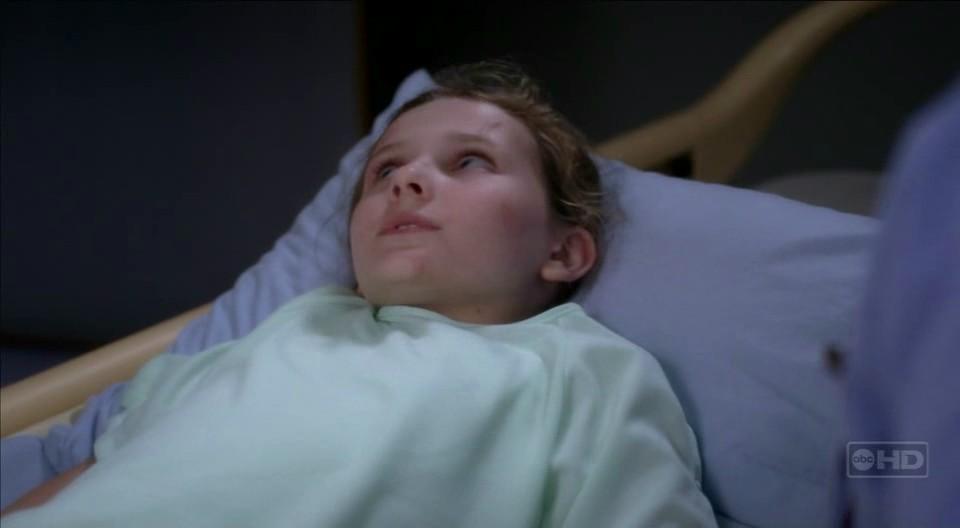 AbbieGreysAnatomy_372.jpg