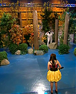 Filename=AbbieJayLenoShowOctober00181.png
Filesize=618KiB
Dimensions=640x480
Date added=Nov 18, 2009 AbbieJayLenoShowOctober00181.png