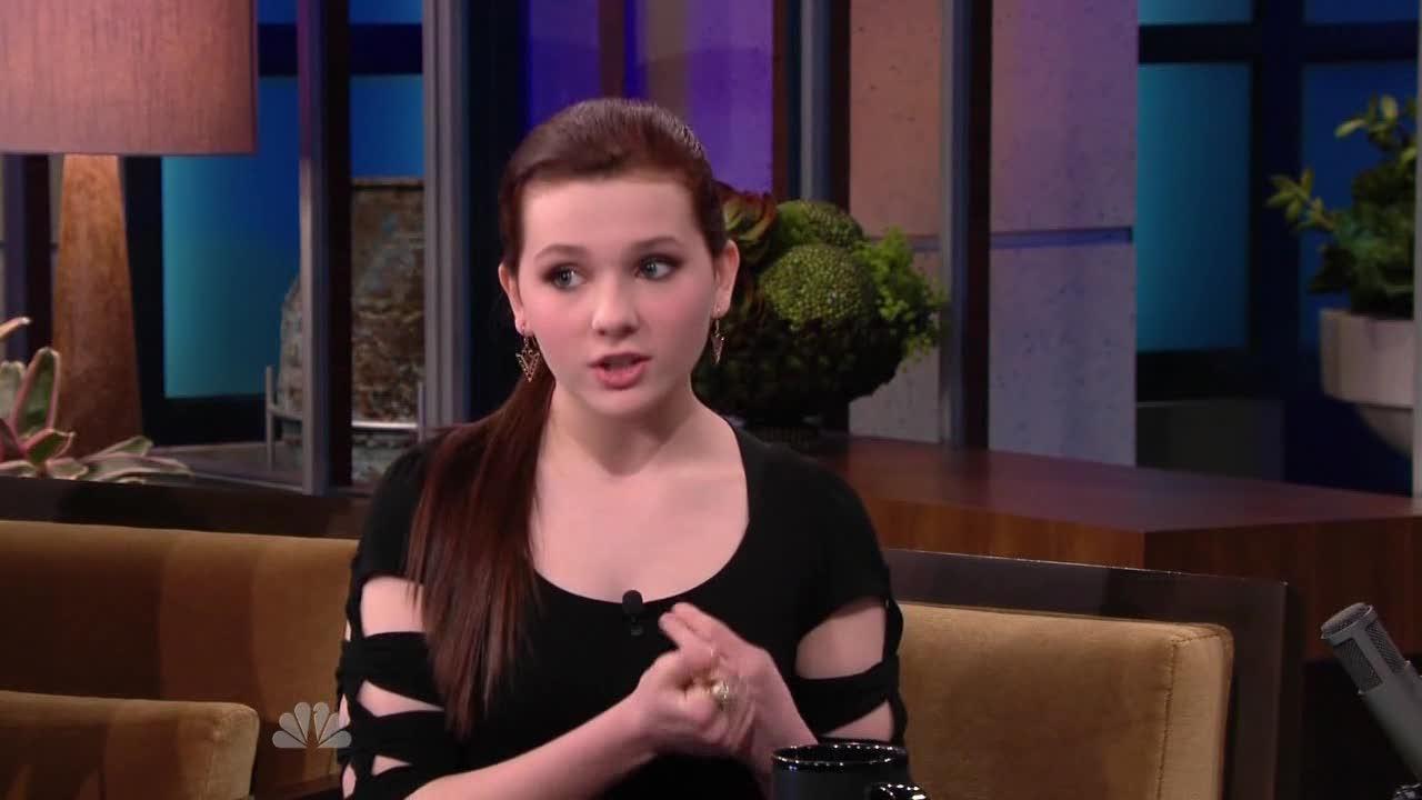 AbigailBreslinJayLeno231516.jpg AbigailBreslinJayLeno231516.jpg