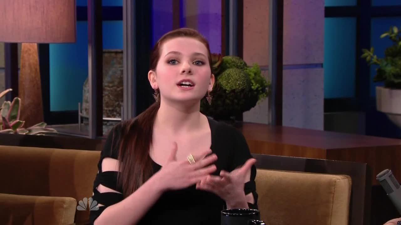 AbigailBreslinJayLeno231716.jpg