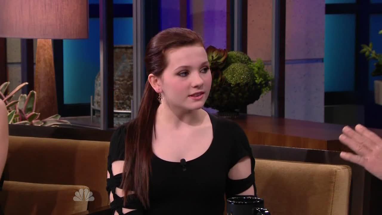 AbigailBreslinJayLeno233411.jpg