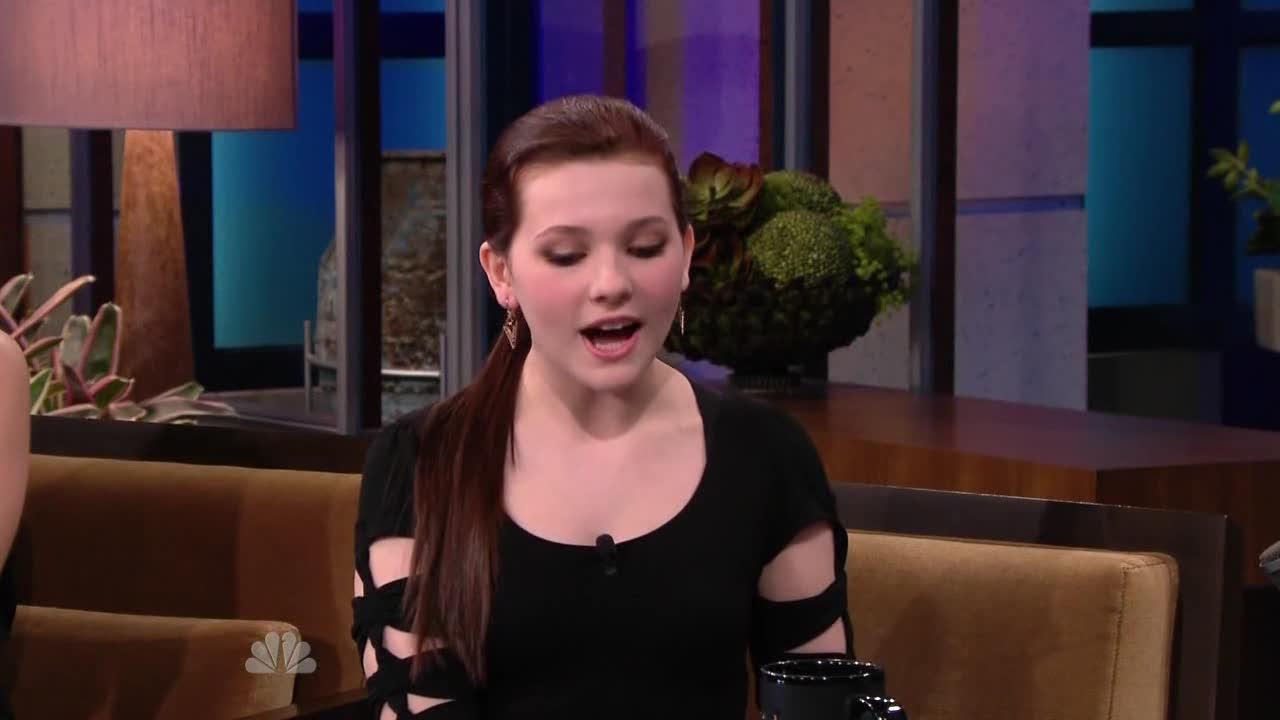 AbigailBreslinJayLeno233490.jpg