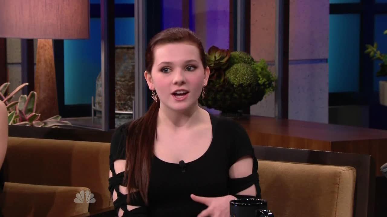 AbigailBreslinJayLeno233538.jpg
