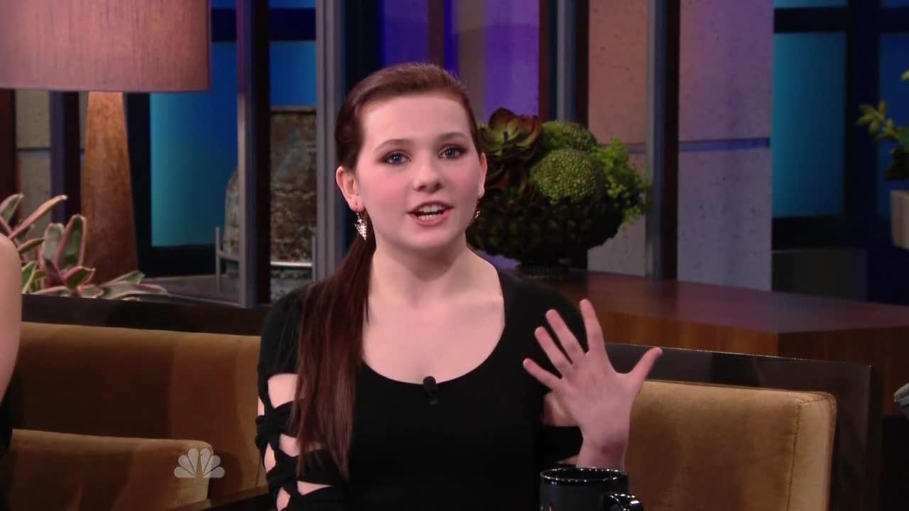 AbigailBreslinJayLeno233615.jpg