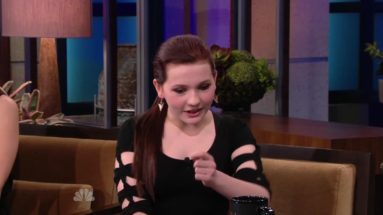 AbigailBreslinJayLeno234254.jpg
