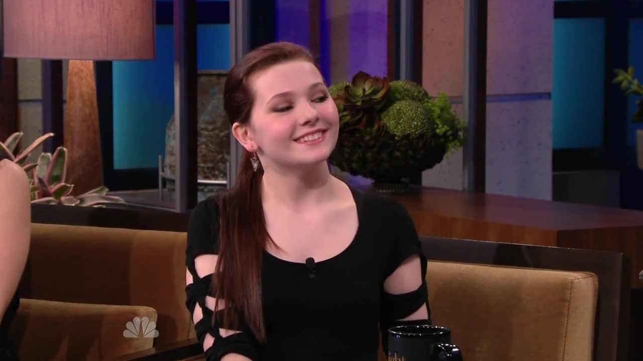 AbigailBreslinJayLeno234837.jpg