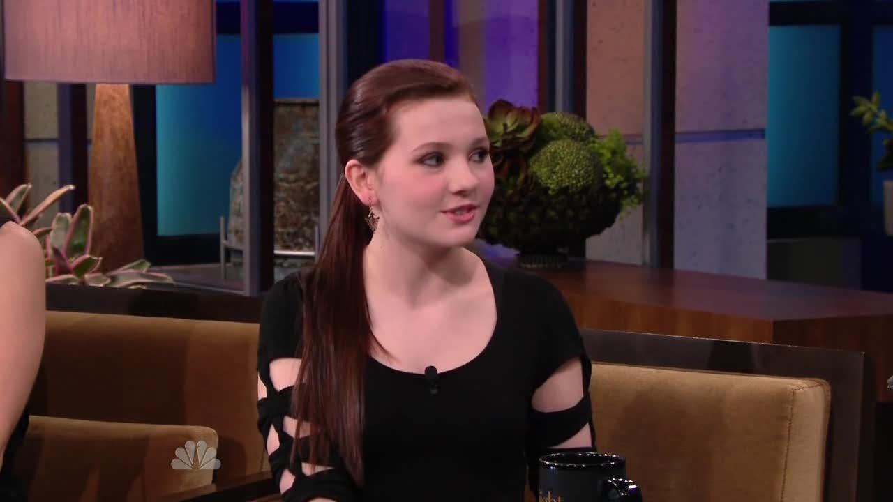 AbigailBreslinJayLeno234858.jpg