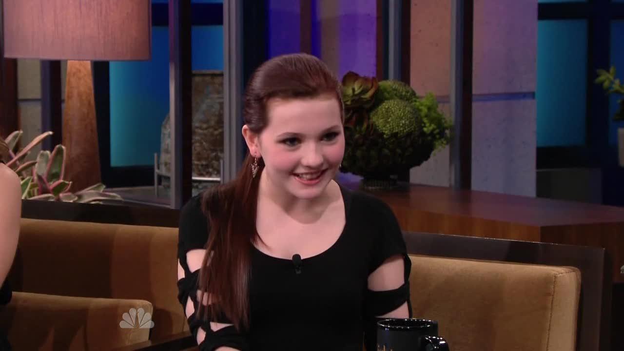 AbigailBreslinJayLeno235404.jpg