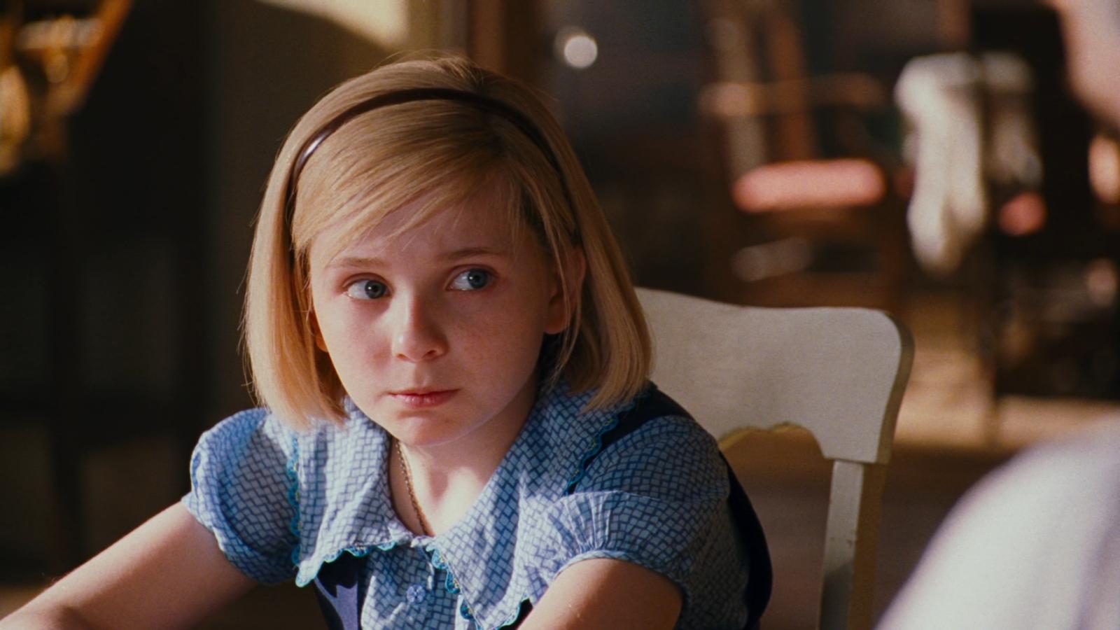 KIT_KITTREDGE110.jpg KIT_KITTREDGE110.jpg