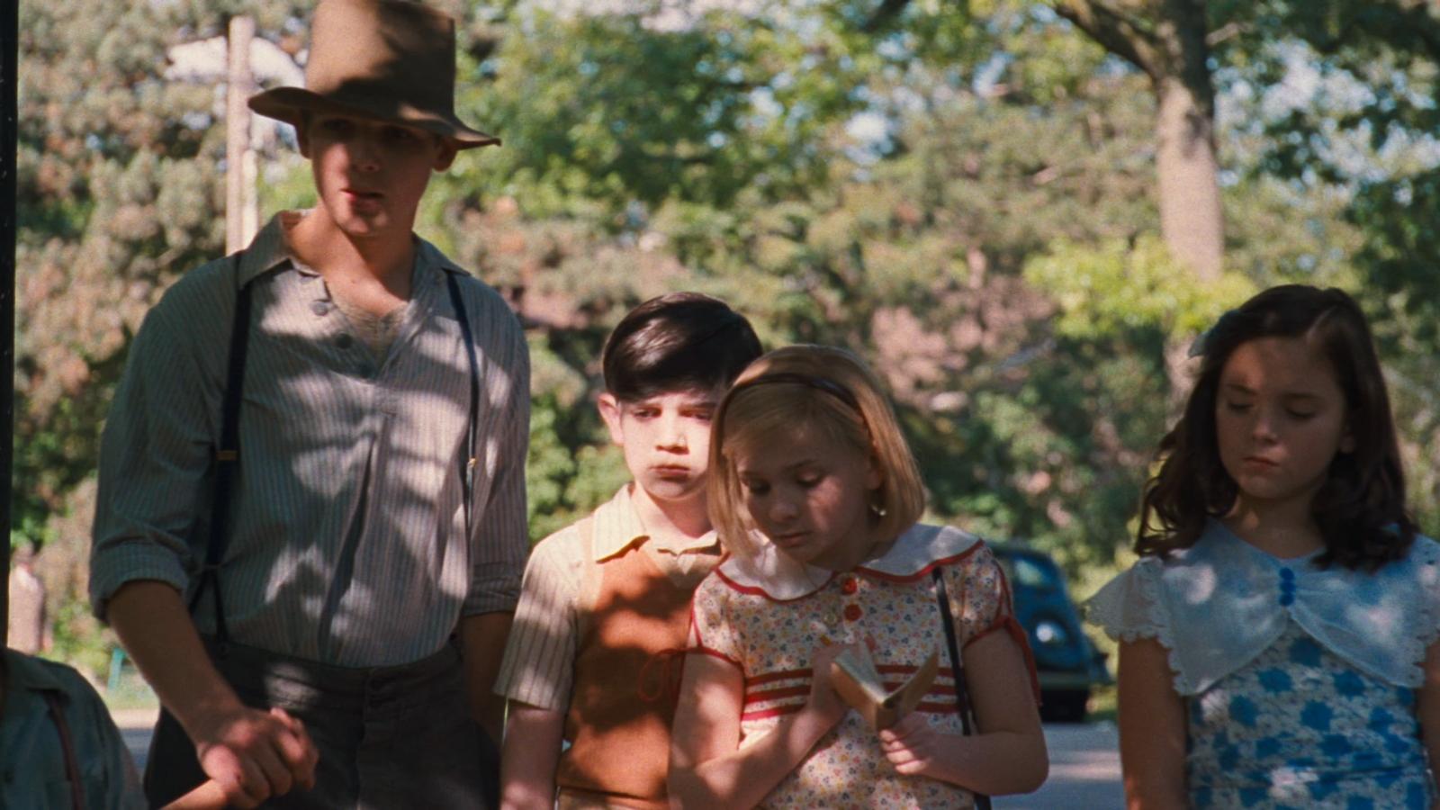 KIT_KITTREDGE297.jpg KIT_KITTREDGE297.jpg