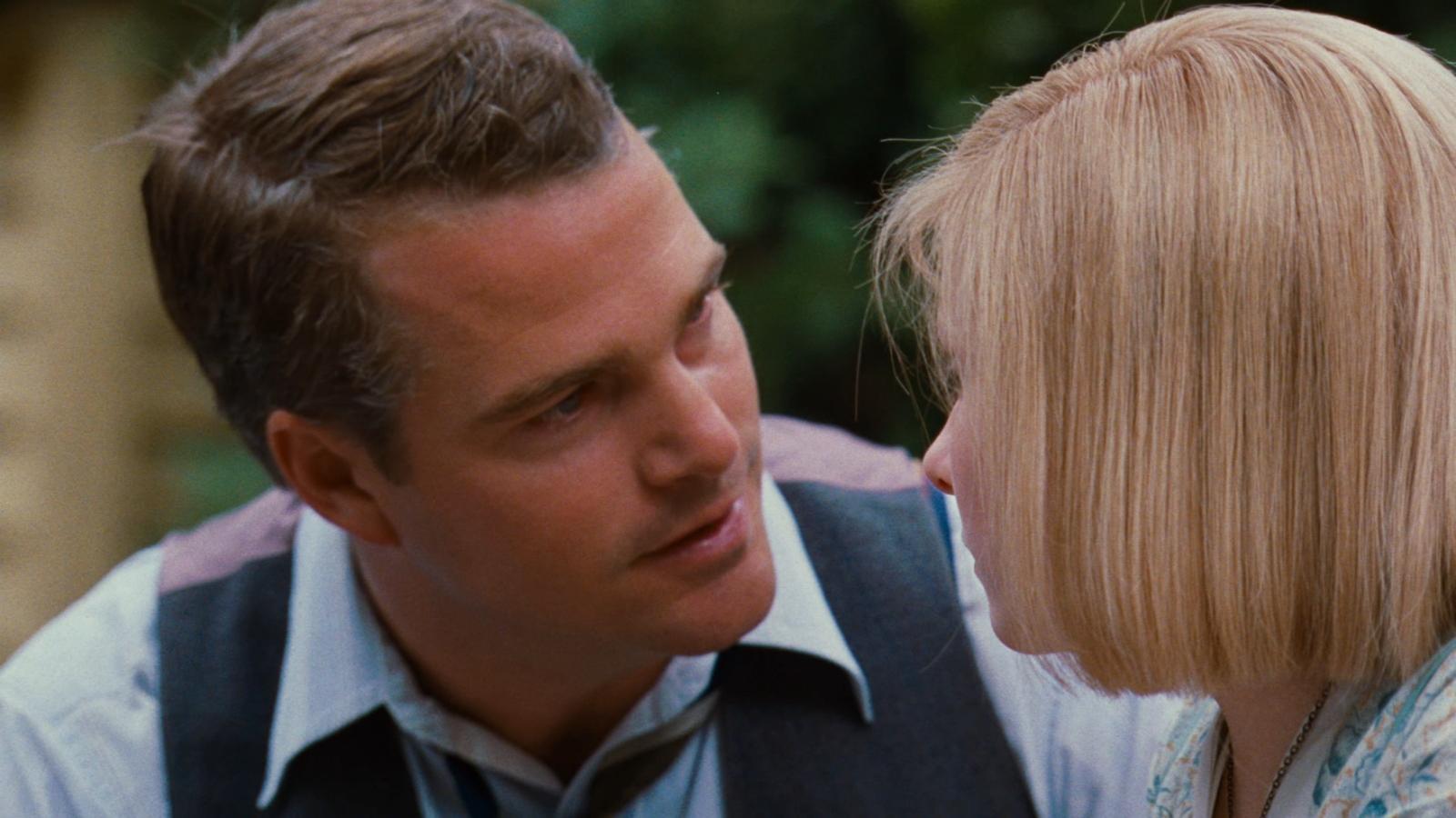 KIT_KITTREDGE323.jpg KIT_KITTREDGE323.jpg