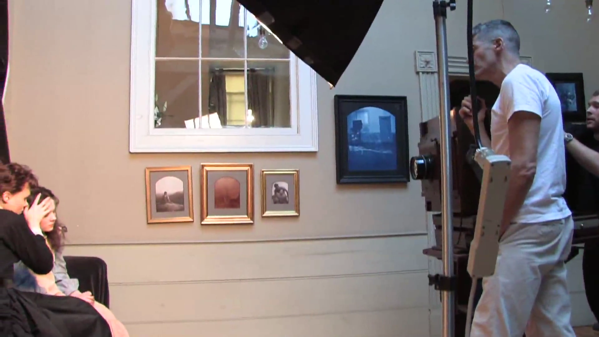 MiracleWorkerPhotoshoot-BTS-00006.png MiracleWorkerPhotoshoot-BTS-00006.png