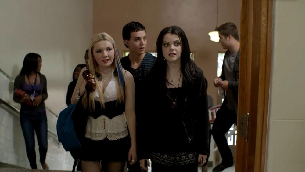 abigailbreslin-perfectsisters-00483.jpg