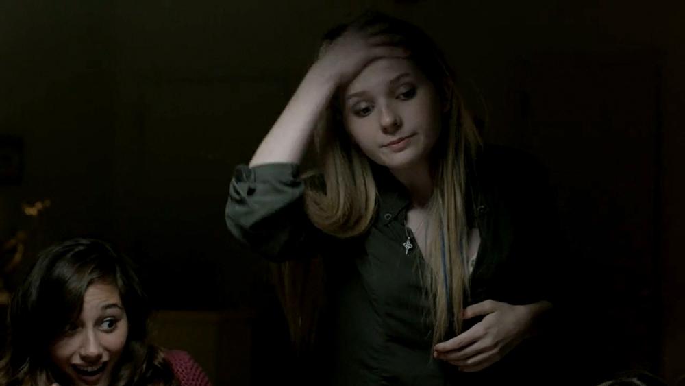 abigailbreslin-perfectsisters-02032.jpg