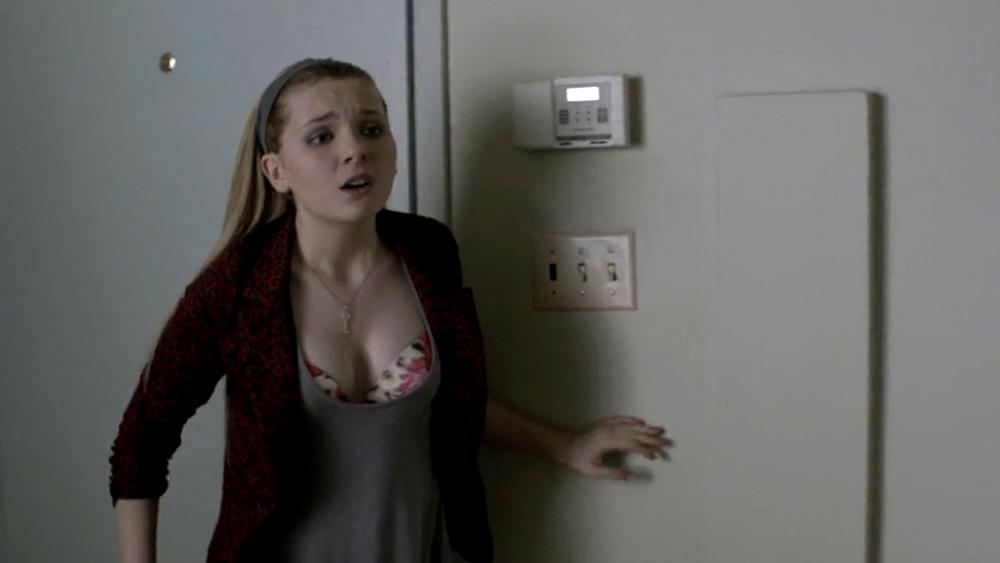 abigailbreslin-perfectsisters-02291.jpg