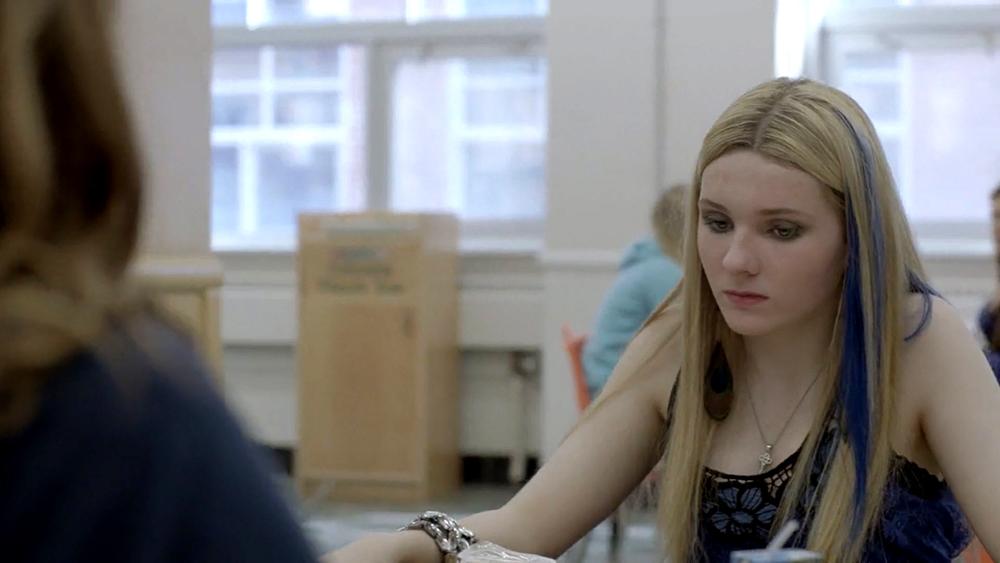 abigailbreslin-perfectsisters-02477.jpg