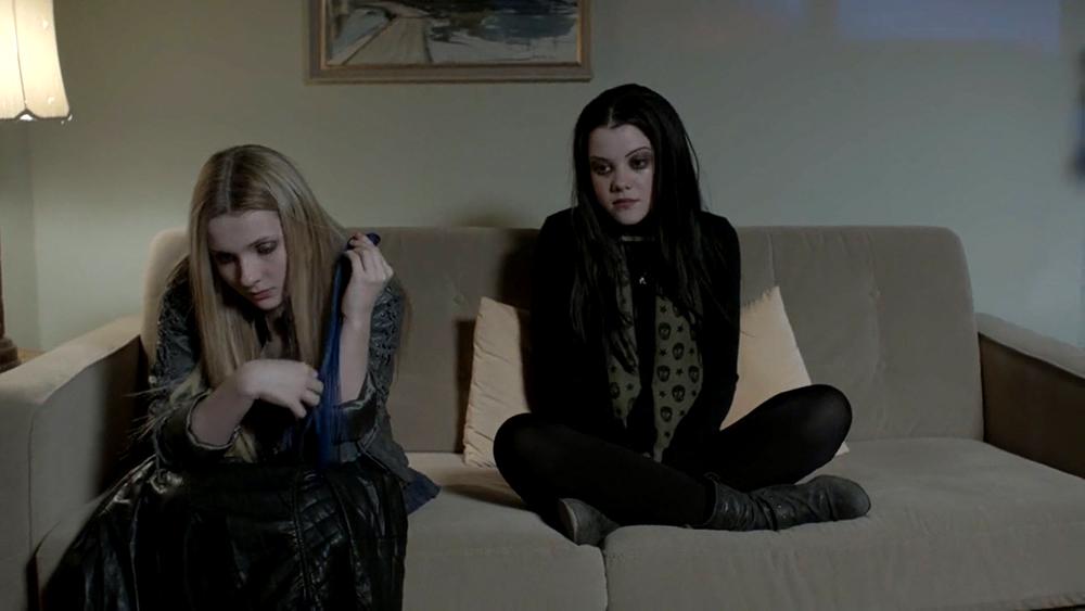 abigailbreslin-perfectsisters-03855.jpg