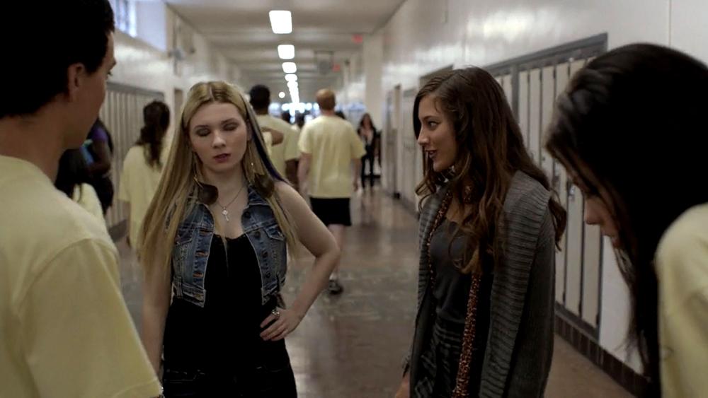 abigailbreslin-perfectsisters-04069.jpg