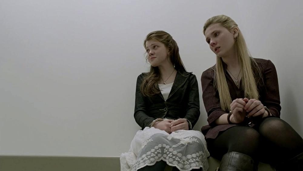 abigailbreslin-perfectsisters-05840.jpg