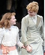 Filename=MWphotocall-022.jpg
Filesize=32KiB
Dimensions=440x540
Date added=Mar 04, 2010 MWphotocall-022.jpg