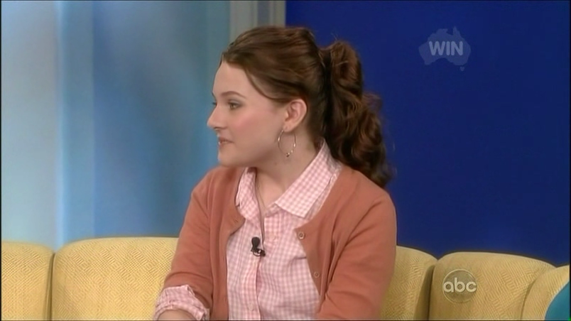 Abbie-TheView3rd-00197.png Abbie-TheView3rd-00197.png