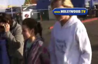 FilmingMSK-21May2009-00028.png FilmingMSK-21May2009-00028.png