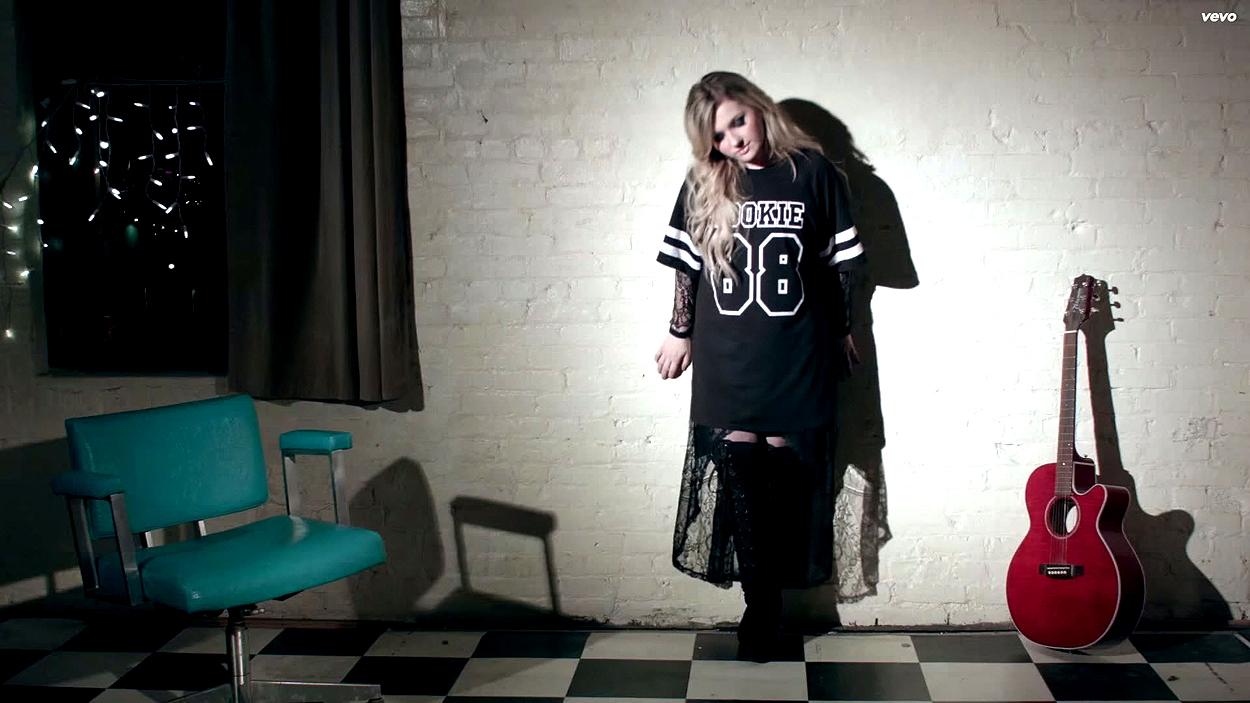 abigailbreslin-yousuck-00220.jpg abigailbreslin-yousuck-00220.jpg