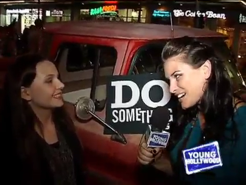 YoungHollywood-DoSomething-00006.png