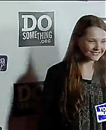 Filename=YoungHollywood-DoSomething-00003.png
Filesize=186KiB
Dimensions=480x360
Date added=Jan 09, 2010 YoungHollywood-DoSomething-00003.png