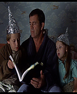 Filename=signs_cap002764.png
Filesize=653KiB
Dimensions=720x576
Date added=Sep 02, 2007 signs_cap002764.png