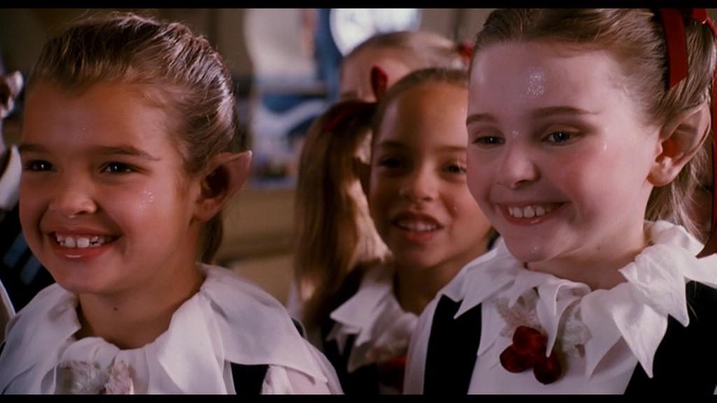 AbigailBreslin-TheSantaClause3-16.jpg