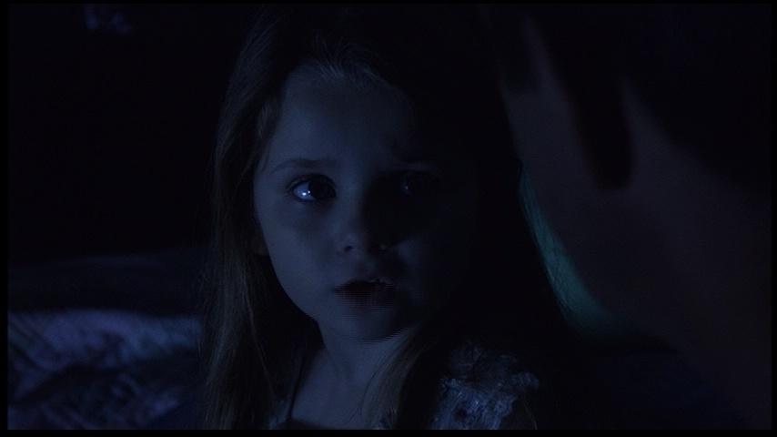 AbigailBreslin_Sigs131.jpg