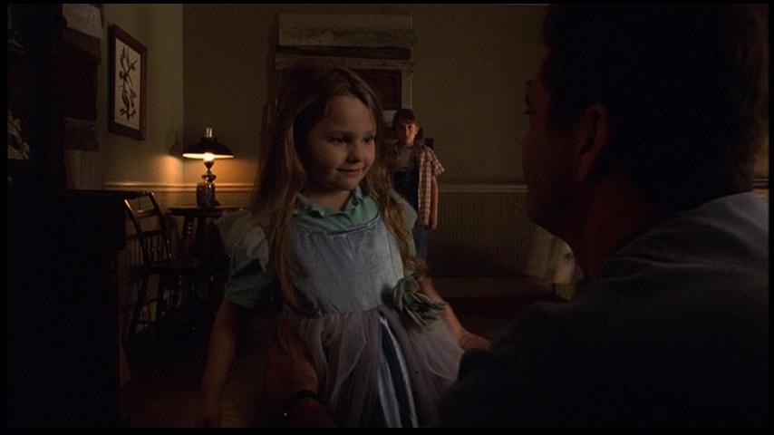 AbigailBreslin_Sigs676.jpg