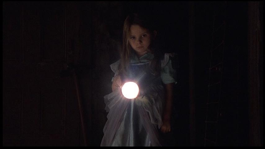 AbigailBreslin_Sigs770.jpg