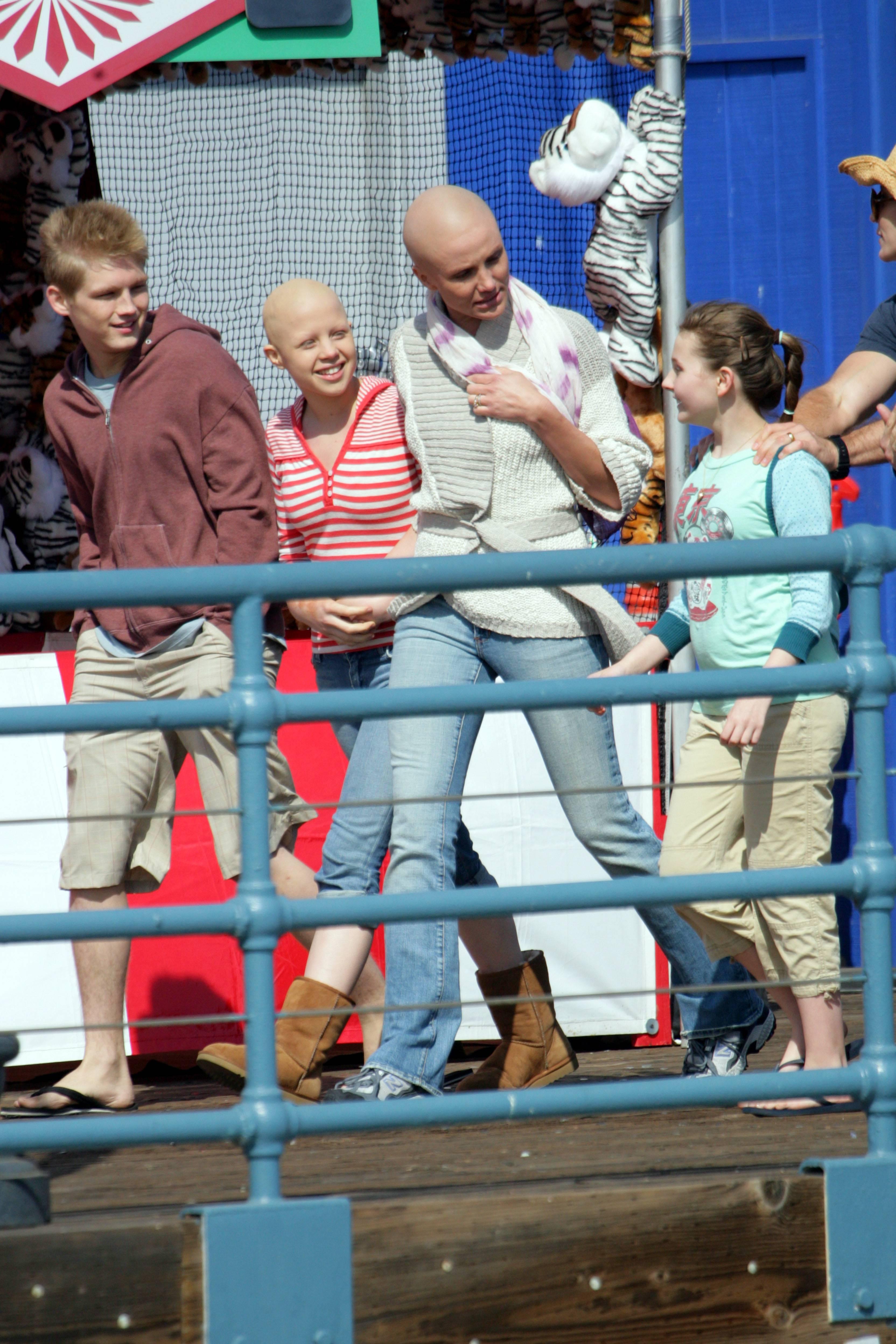 HQ - Thanks [url=http://seamusdavey-fitzpatrick.com/]Linny[/url]!
