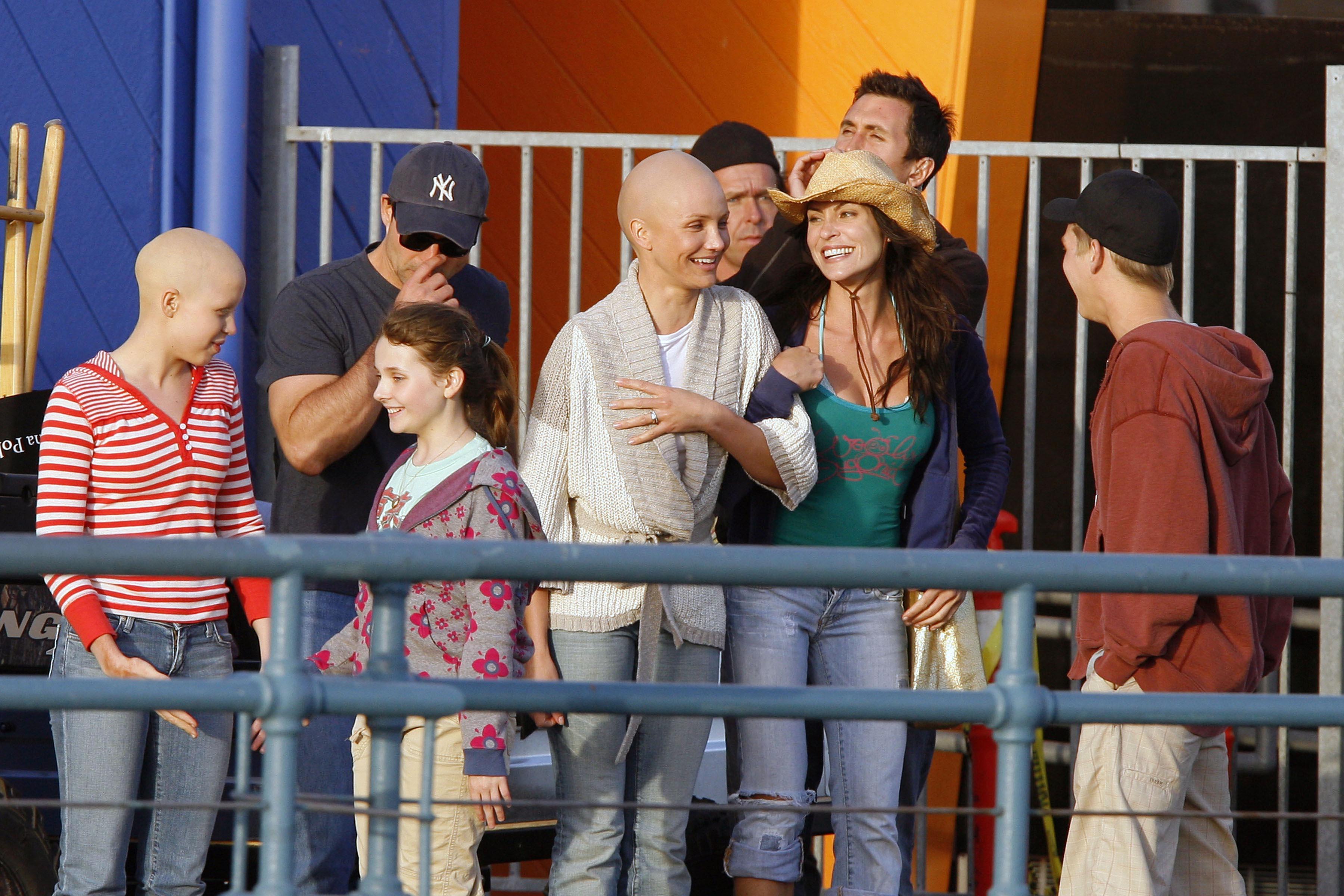 HQ - Thanks [url=http://seamusdavey-fitzpatrick.com/]Linny[/url]!
