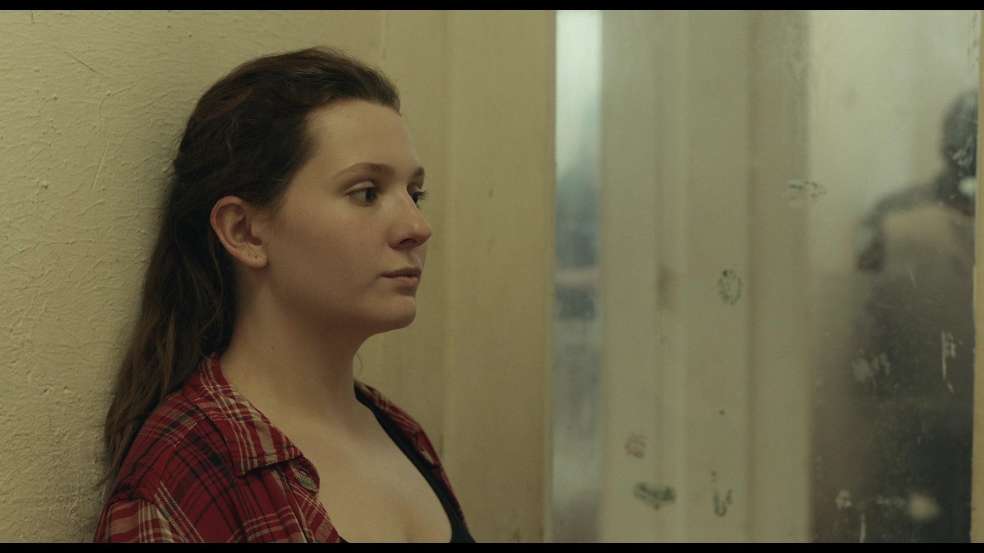 Stillwater_2021_1080p_BluRay__05701.jpg