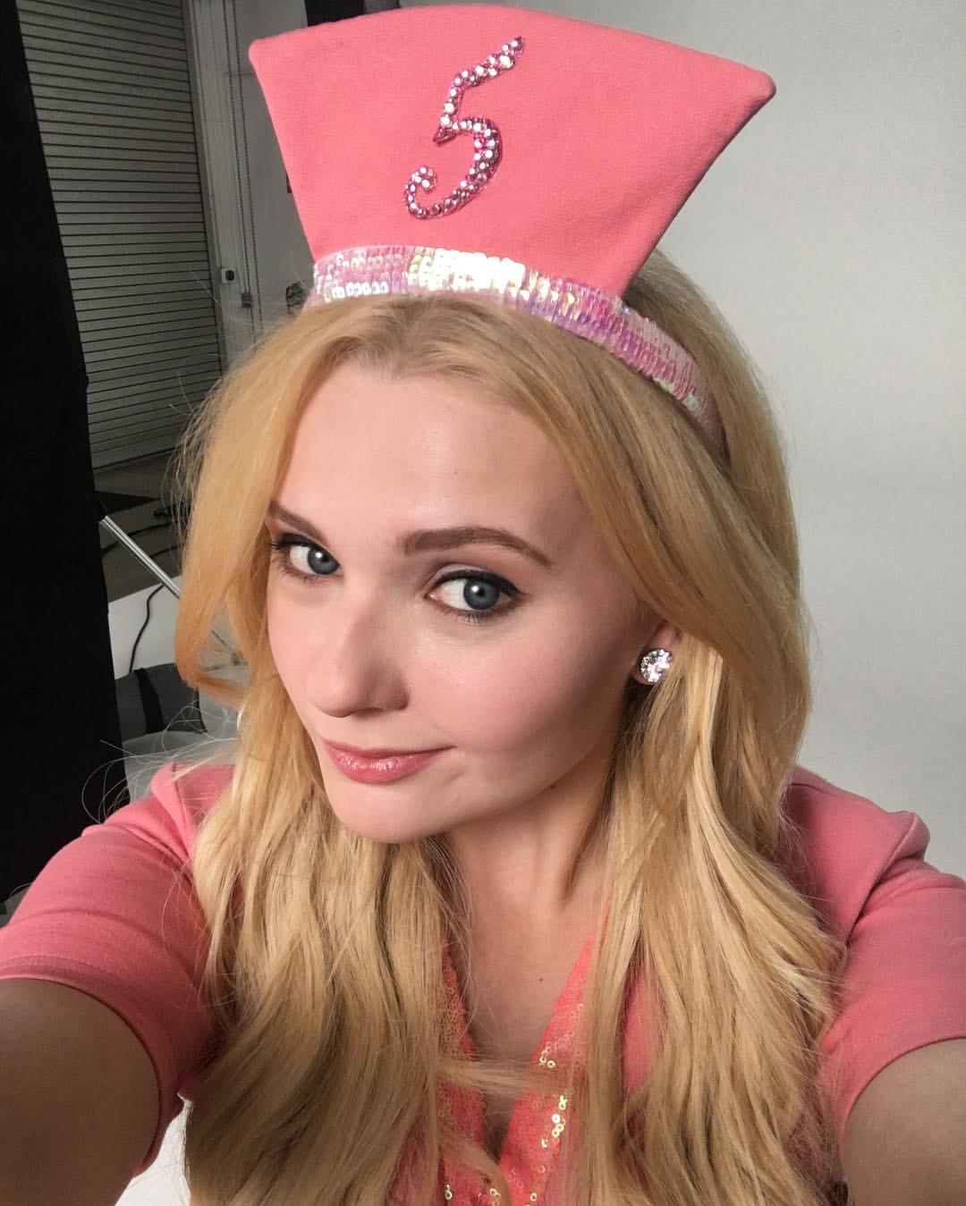 SQ_S2_BTS_28329.jpg SQ_S2_BTS_28329.jpg