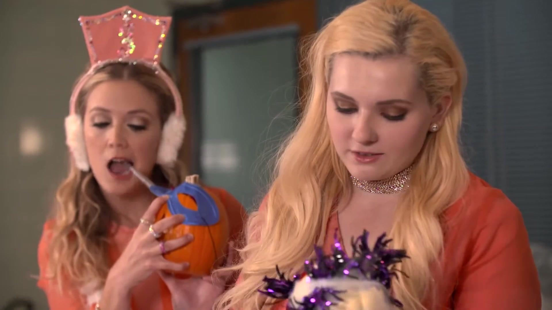 PumpkinDecoratingChanels_SQS2_259.jpg