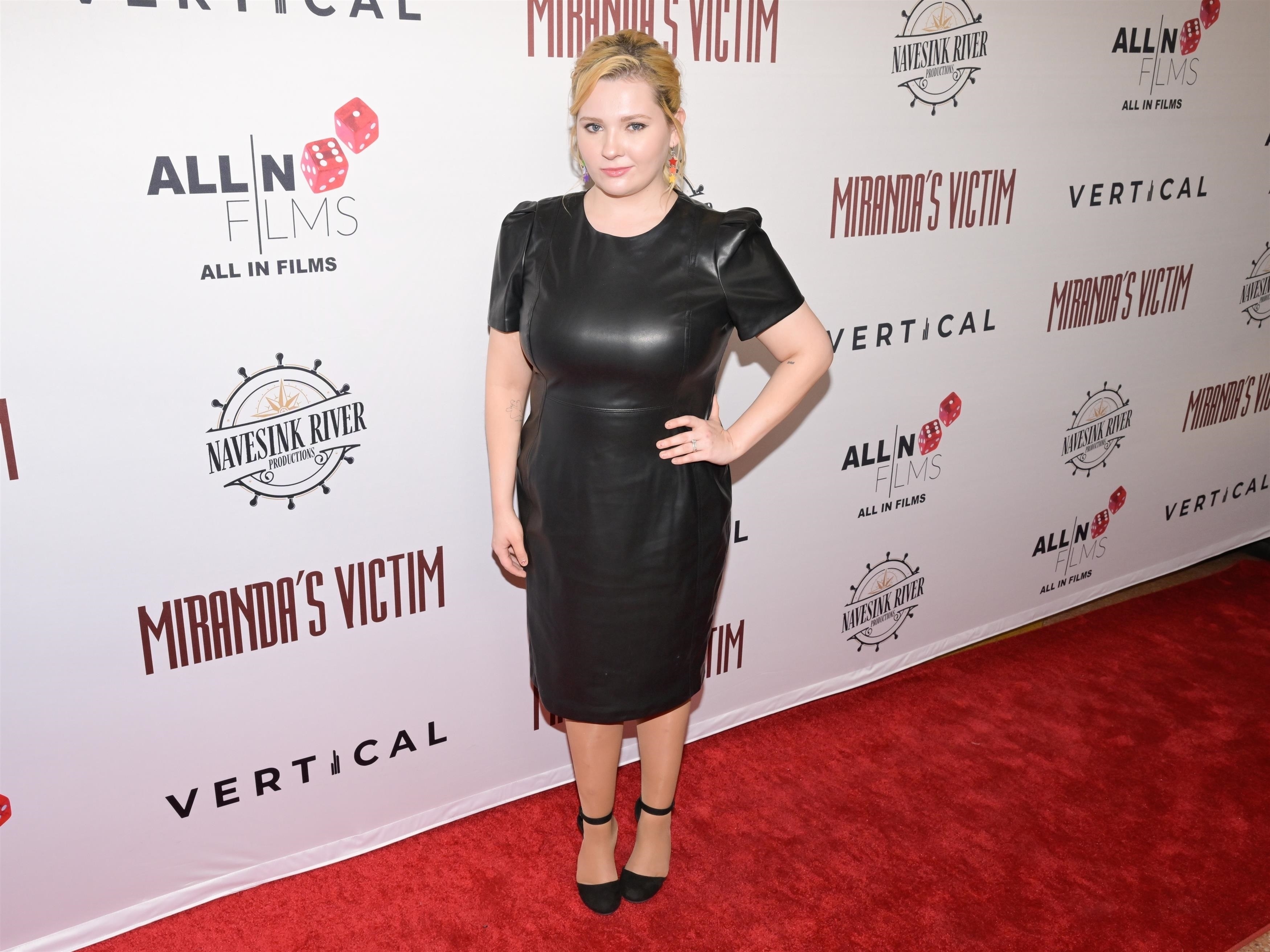 LAPremiere_MirandaVictim23_RedCarpet_ABO_281029.jpg LAPremiere_MirandaVictim23_RedCarpet_ABO_281029.jpg